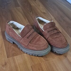 American Eagle Outfitters Men's Tan Suede Loafers